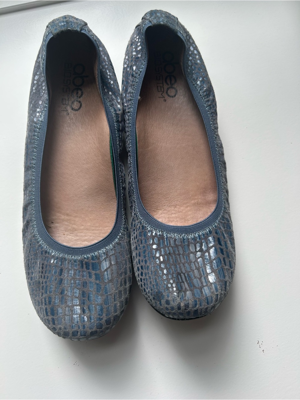 Abeo B.I.O Blue Croc/Snakeskin Pattern Ballet Flats, Size 9N